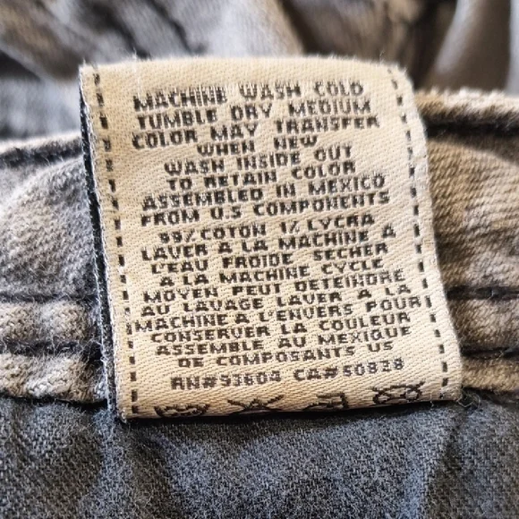 Classic Gray Straight Leg Women's Jeans - Picture 4 of 5